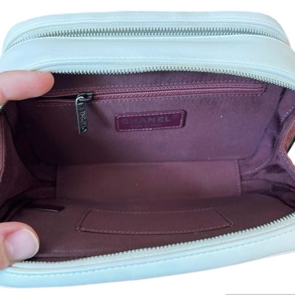 Chanel Leather Small Coco Boy White Crossbody Quilted Camera Bag - Picture 7 of 9